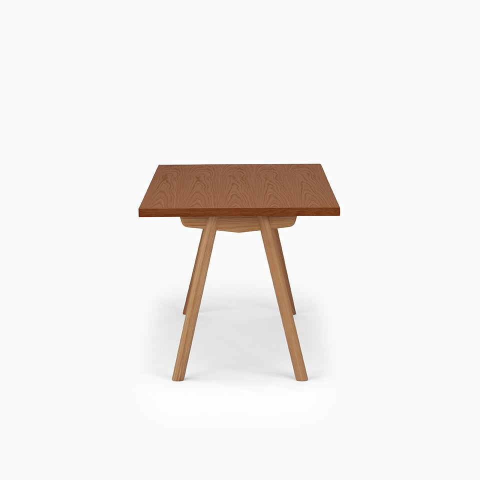 KUUM Table W1400 × D800 - オーク突板ブラウン / クーム テーブル