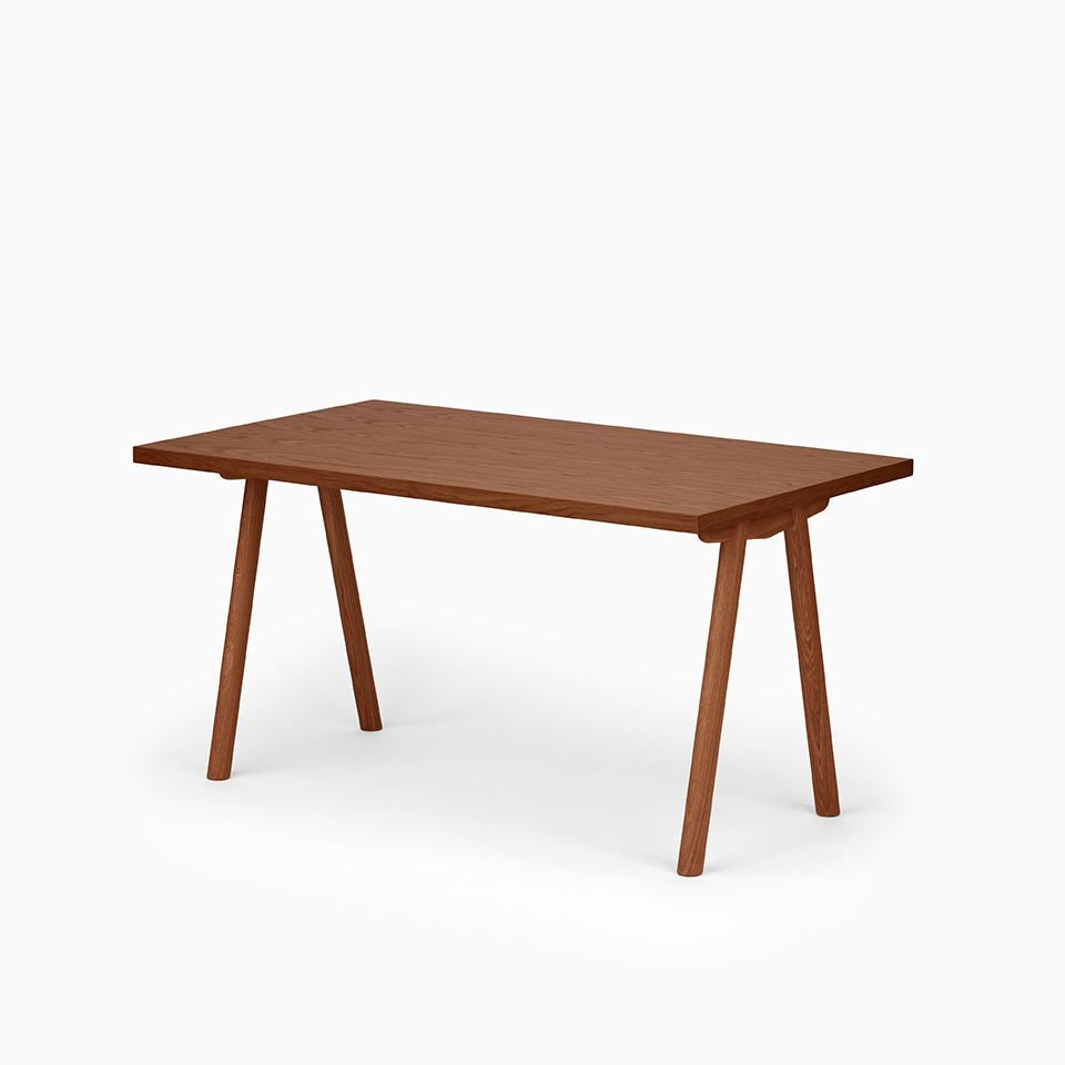 KUUM Table W1400 × D800 - オーク突板ブラウン / クーム テーブル