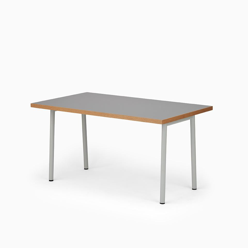 KUUM Table W1400 × D800 - メラミングレー / クーム テーブル