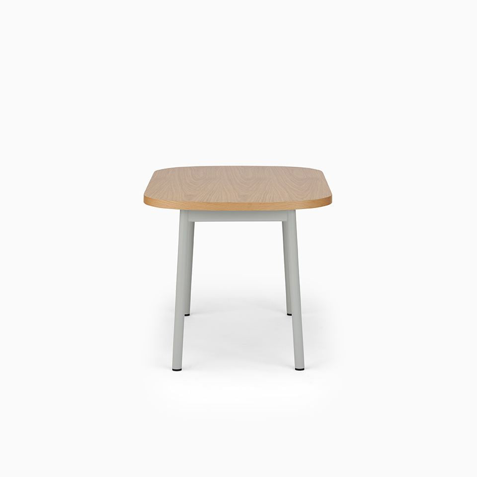 KUUM Table Oval  W1200 × D800 - オーク突板ナチュラル / クーム テーブル