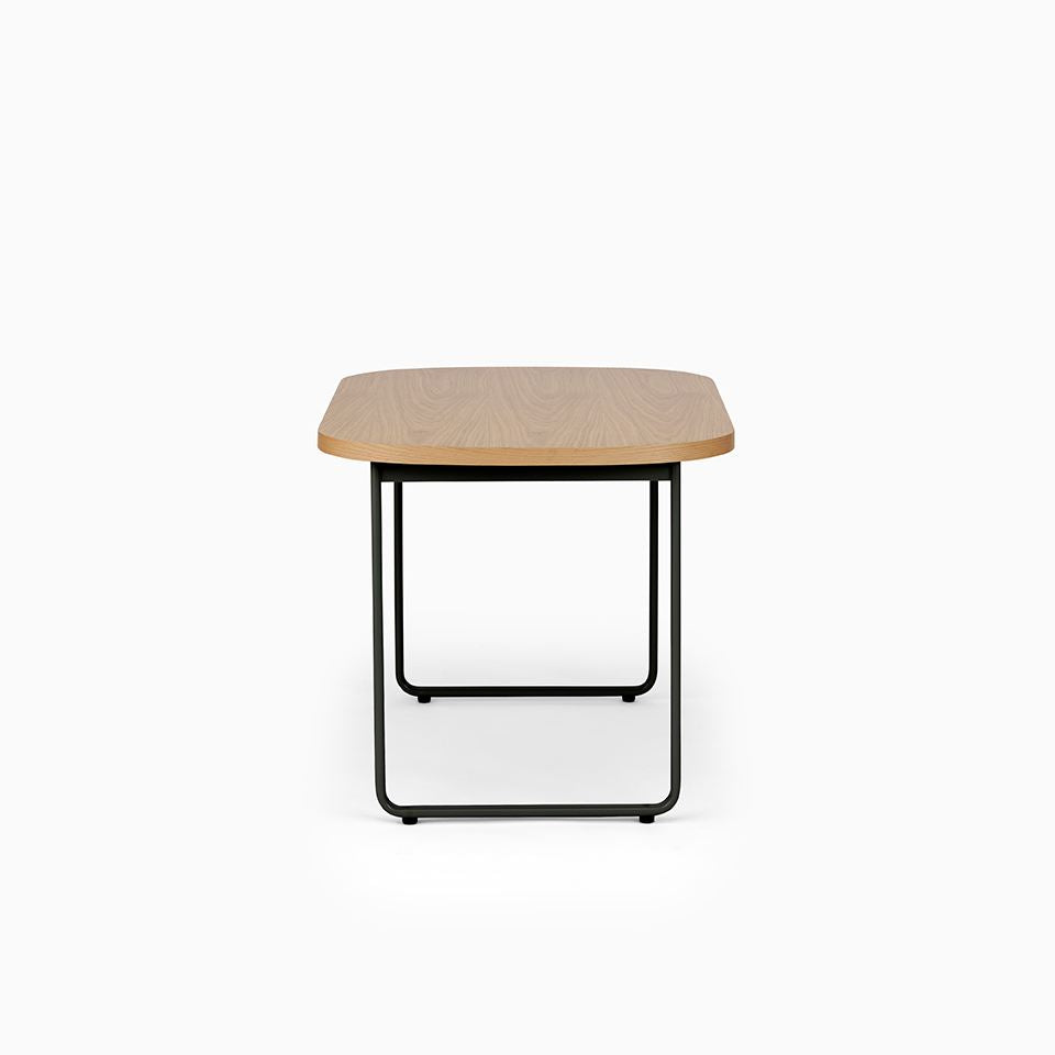 KUUM Table Oval  W1200 × D800 - オーク突板ナチュラル / クーム テーブル
