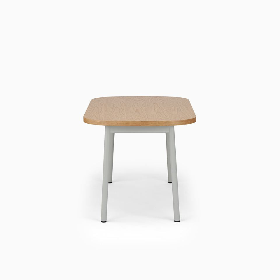 KUUM Table Oval  W1400 × D800 - オーク突板ナチュラル / クーム テーブル