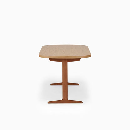 KUUM Table Oval  W1400 × D800 - オーク突板ナチュラル / クーム テーブル