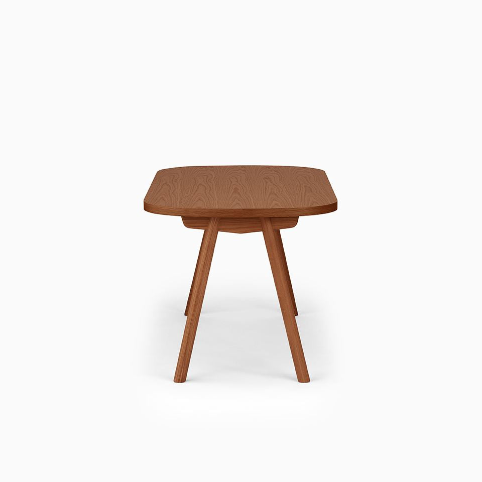 KUUM Table Oval  W1400 × D800 - オーク突板ブラウン / クーム テーブル