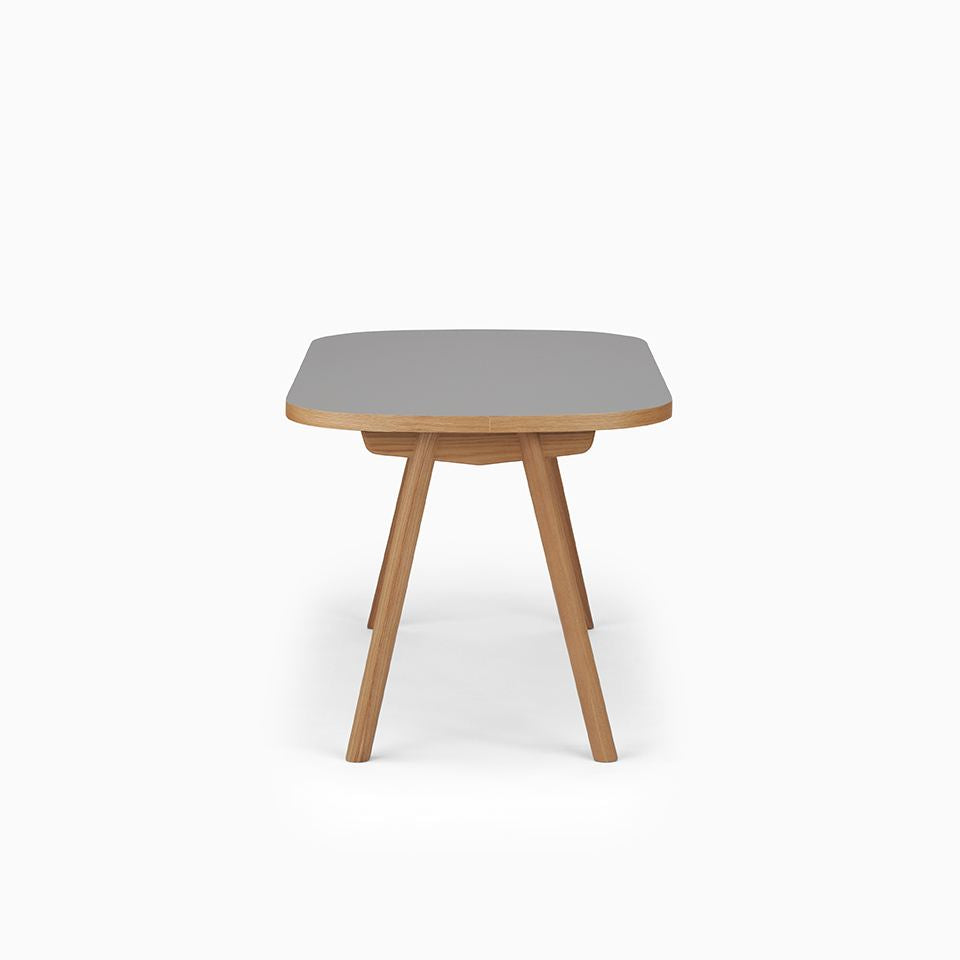 KUUM Table Oval  W1400 × D800 - メラミングレー / クーム テーブル
