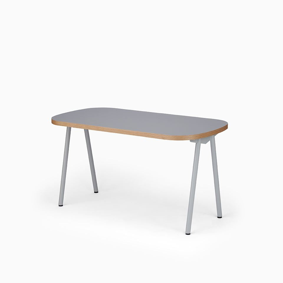 KUUM Table Oval  W1400 × D800 - メラミングレー / クーム テーブル