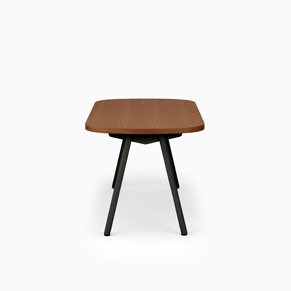 KUUM Table Oval  W1600 × D800 - オーク突板ブラウン / クーム テーブル