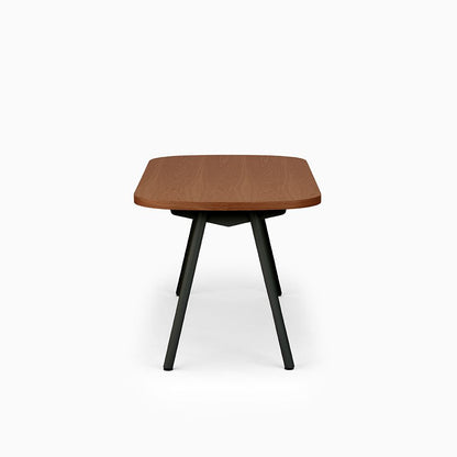 KUUM Table Oval  W1600 × D800 - オーク突板ブラウン / クーム テーブル
