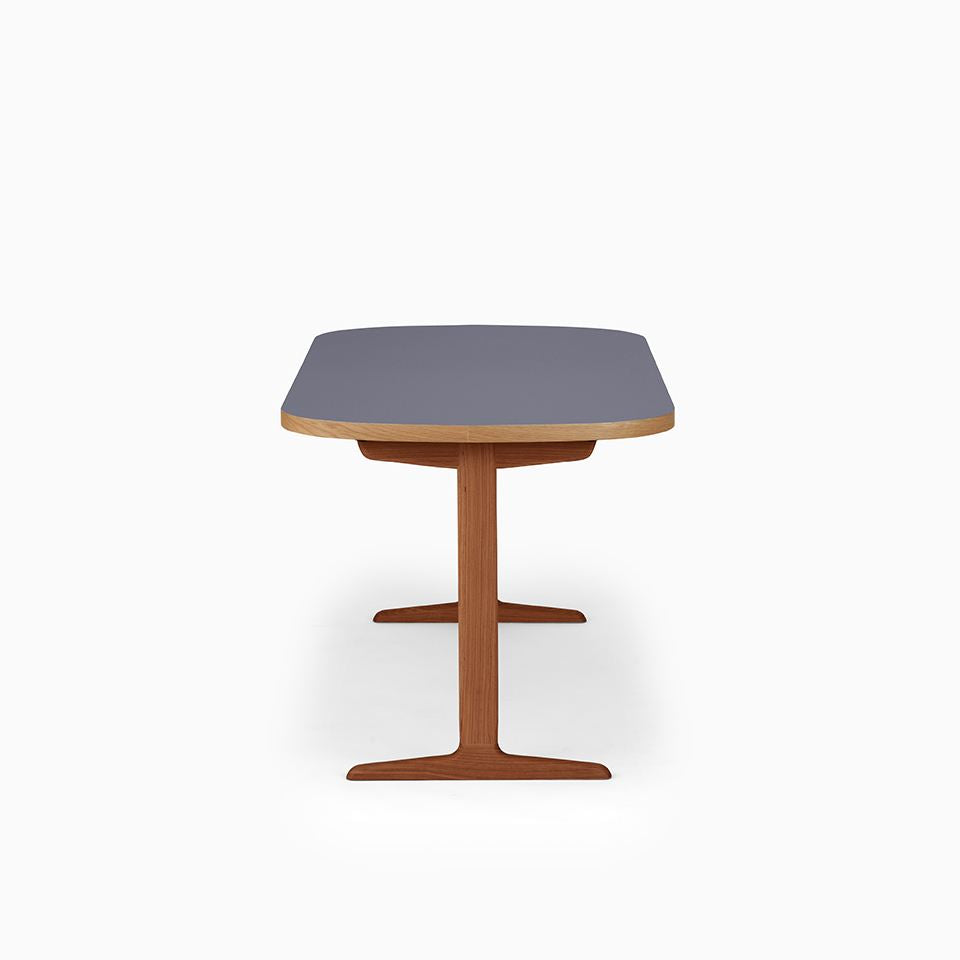 KUUM Table Oval  W1600 × D800 - メラミンネイビー / クーム テーブル
