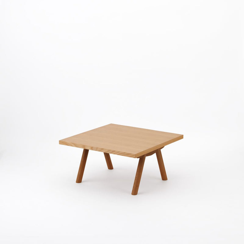 KUUM Living Table W800 × D800 - アッシュ無垢材ナチュラル / クーム リビング テーブル