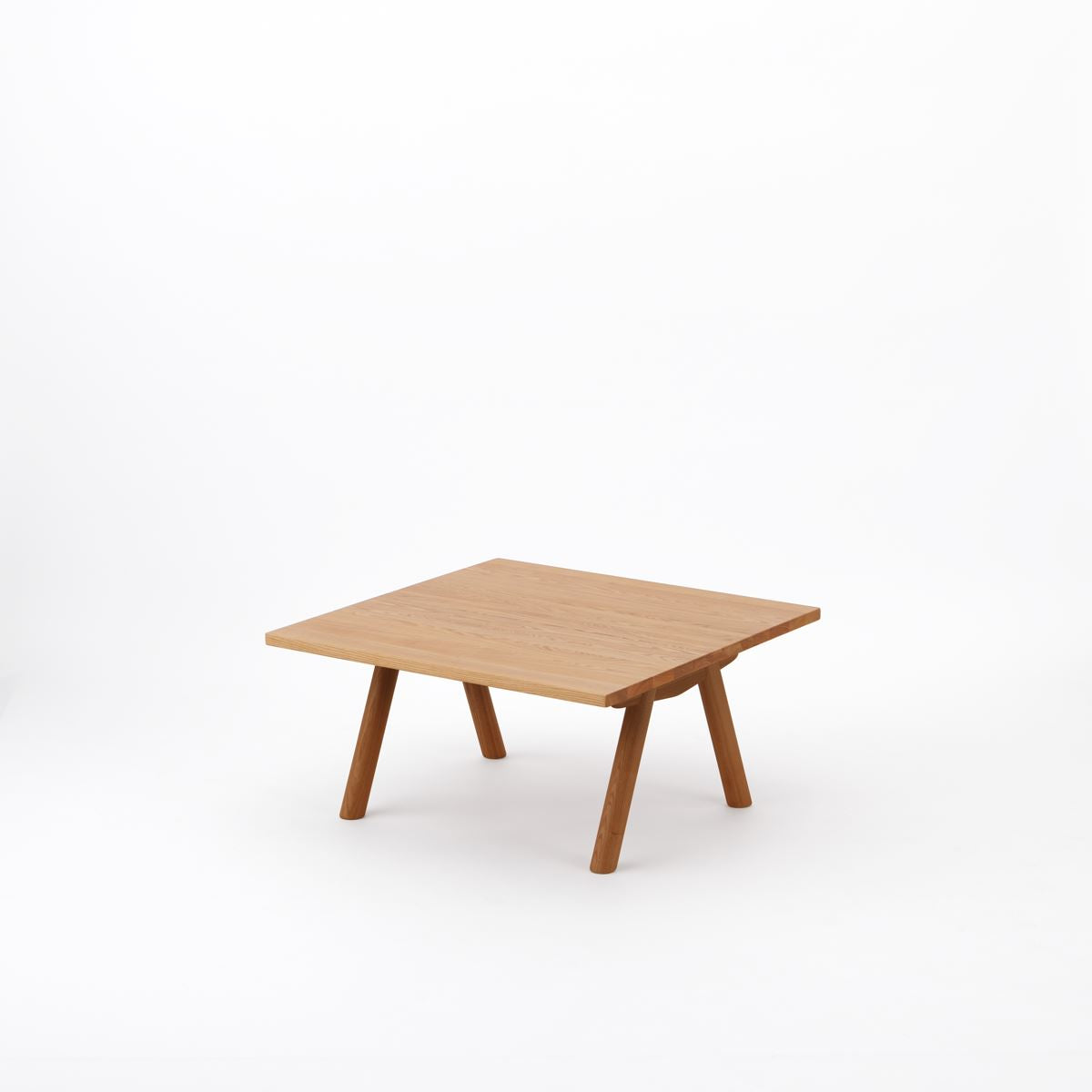 KUUMロー テーブル80x80cm | アッシュ無垢材ナチュラル リビングテーブル