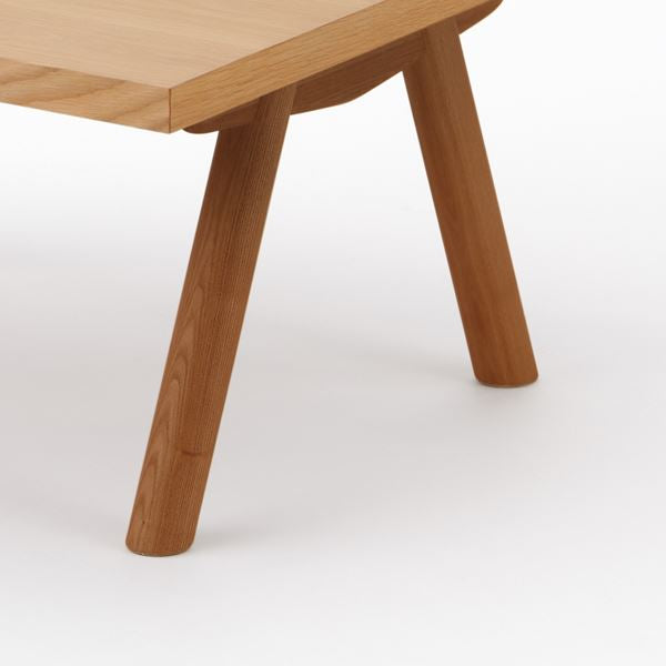 KUUM Living Table W800 × D800 - アッシュ無垢材ナチュラル / クーム リビング テーブル