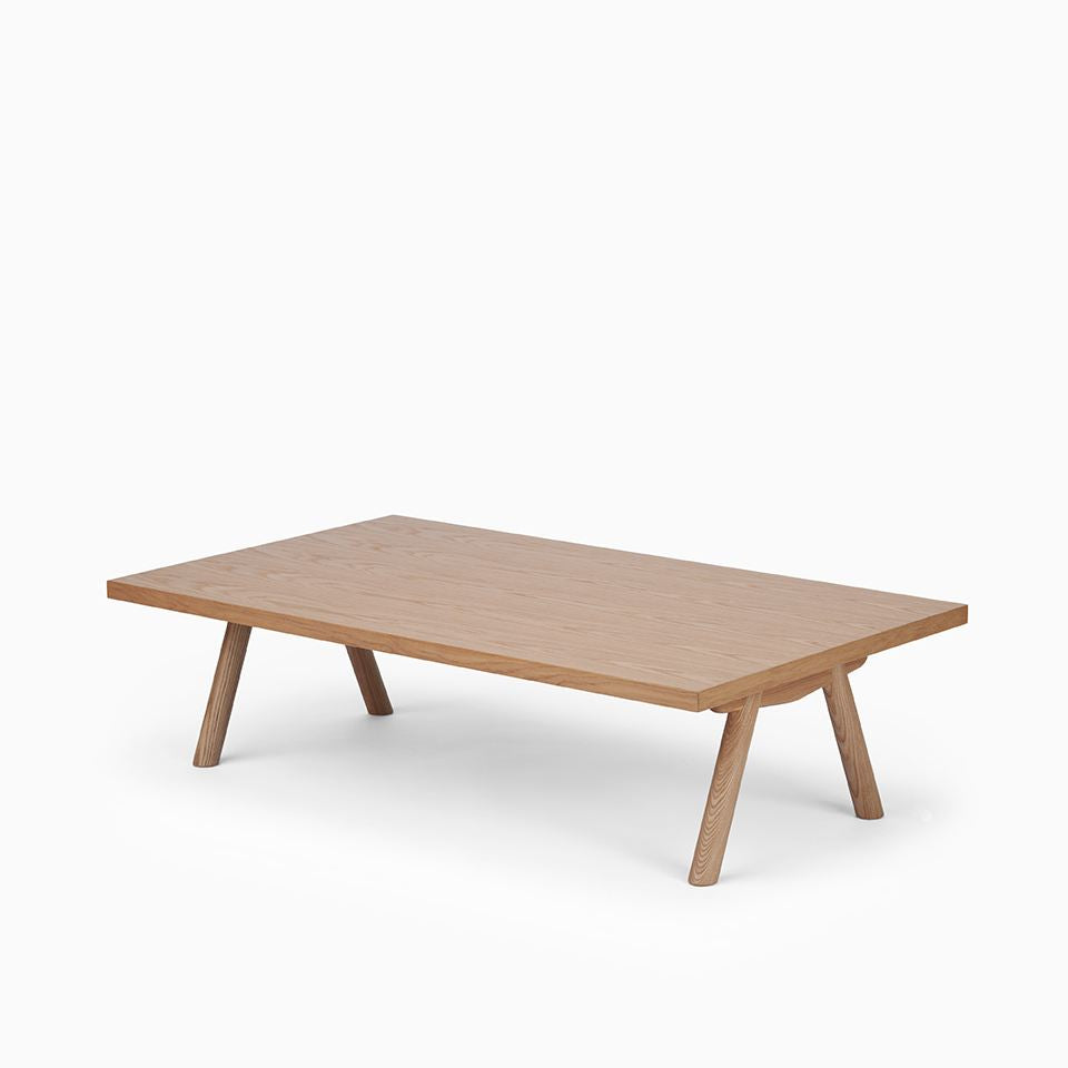 KUUM Living Table W1400 × D800 - オーク突板ナチュラル / クーム リビング テーブル